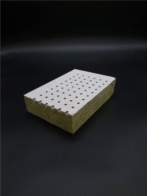 機(jī)房防火穿孔吸音板 玻璃棉復(fù)合吸音板